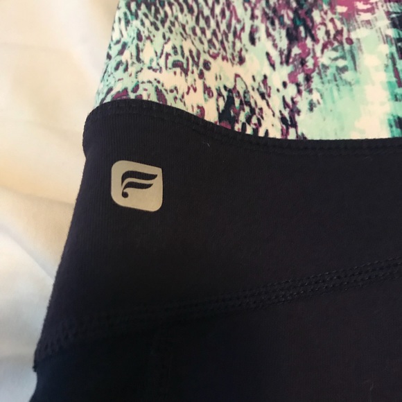 Fabletics Capris - Picture 3 of 4